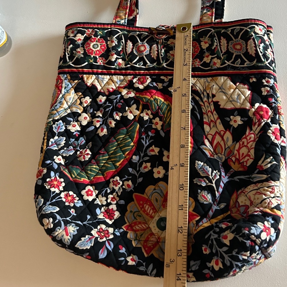 Vera Bradley Versailles Retired Paisley Quilted Tote Bag Like New Floral - Picture 9 of 9